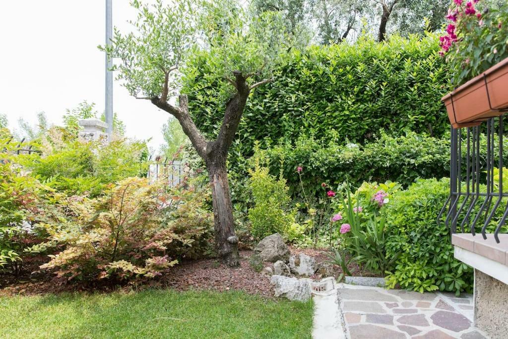 Villa Celeste'S House Rivoltella del Garda Exterior foto